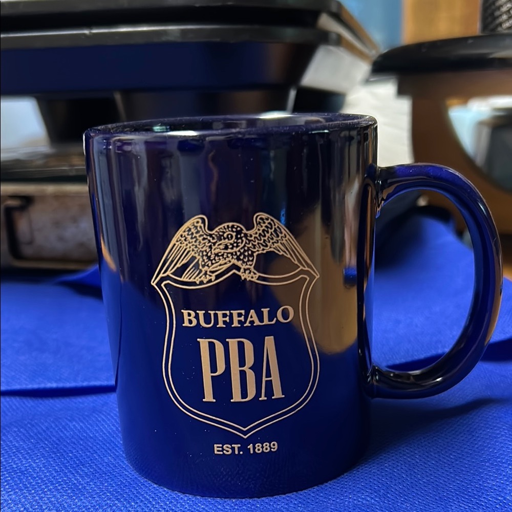 New (no tags) Buffalo PBA coffee mug
